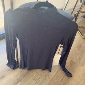 NEW WITH TAGS Alo Ribbed Sea Coast Mockneck Long Sleeve Size XS in Navy